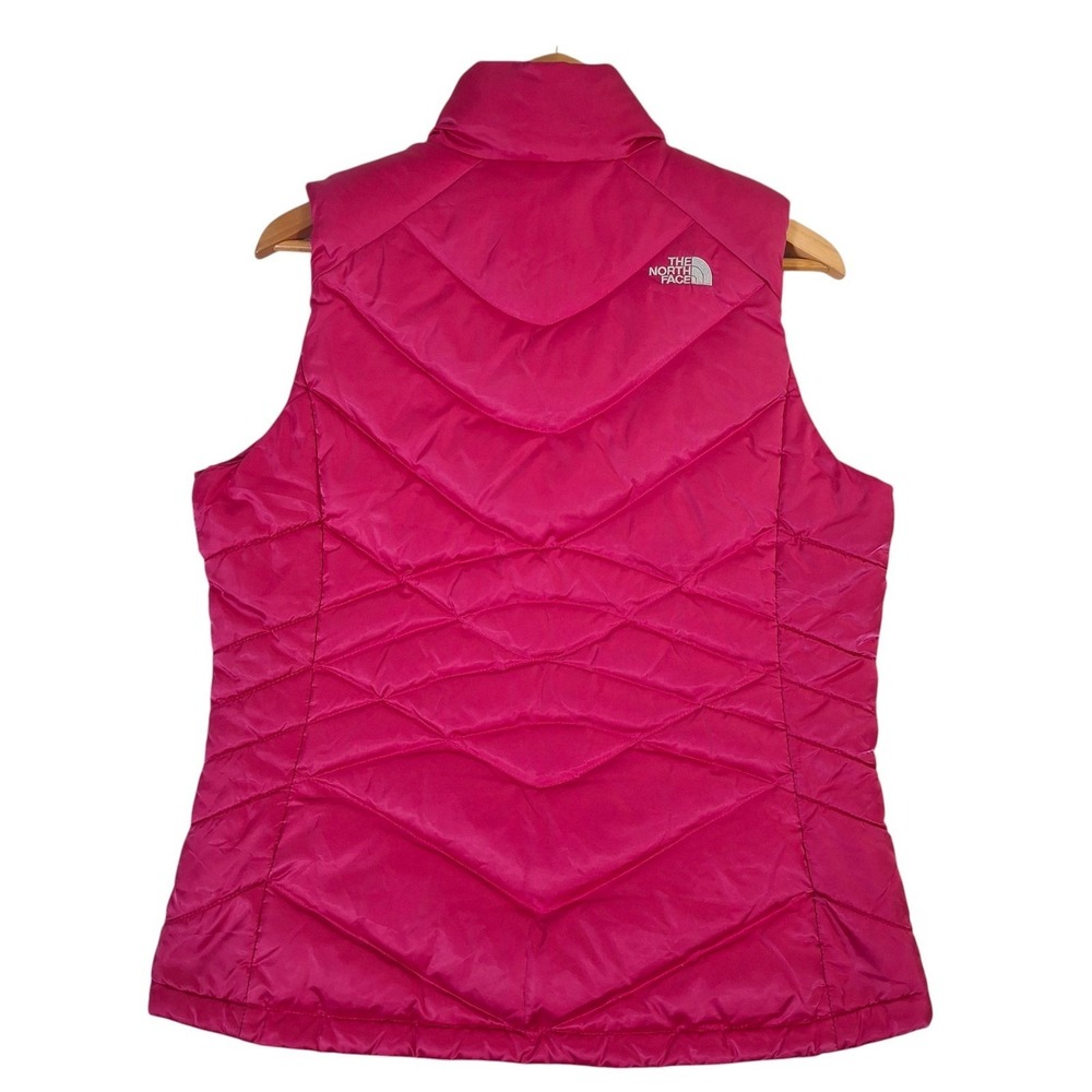 The North Face 550 Down Vest Womens Medium Pink Chevron Quilted Full Zip Puffer - Picture 2 of 9